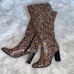 NWT snake skin boots